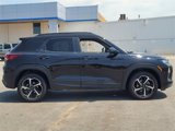 Used 2021 Chevrolet TrailBlazer RS w/ Technology Package image 2