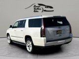 Used 2017 Cadillac Escalade ESV Luxury image 3