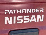 Used 1995 Nissan Pathfinder 4WD image 4