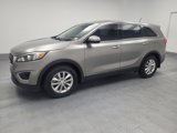 Used 2018 Kia Sorento L image 2