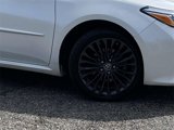 Used 2018 Toyota Avalon Touring image 3