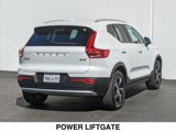 Used 2025 Volvo XC40 B5 Core image 5