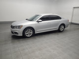 Used 2017 Volkswagen Passat 1.8T S image 2