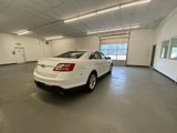 Used 2015 Ford Taurus SE image 5