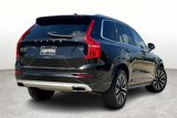 Used 2021 Volvo XC90 T6 Momentum w/ Advanced Package image 2