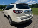 Used 2015 Chevrolet Traverse LT image 3