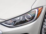 Used 2017 Hyundai Elantra SE image 5