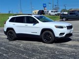 Used 2023 Jeep Cherokee Altitude Lux image 4