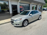 Used 2015 Chevrolet Malibu LT image 2