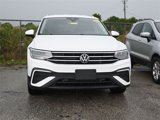 Used 2022 Volkswagen Tiguan SE image 3