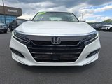 Used 2018 Honda Accord Touring image 2