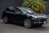 Certified 2023 Porsche Cayenne Platinum Edition image 6