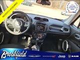 Used 2021 Jeep Renegade Latitude w/ Luxury Group I image 3