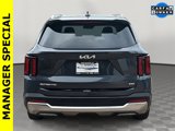 Used 2024 Kia Sorento S image 4