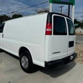 Used 2018 Chevrolet Express 2500 image 3