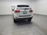 Used 2016 Jeep Grand Cherokee Laredo image 6