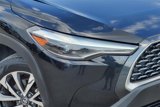 Used 2022 Toyota Corolla Cross XLE image 3