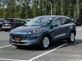 Used 2020 Ford Escape SE image 2