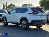 Used 2023 Nissan Rogue SV image 2