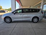 Used 2023 Chrysler Voyager LX image 5