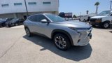 Used 2025 Chevrolet Trax LT w/ LT Convenience Package image 2