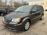 Used 2016 Chrysler Town & Country Touring image 2