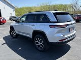 New 2025 Jeep Grand Cherokee Limited w/ Luxury Tech Group II image 4