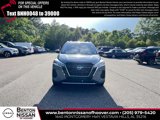 Used 2022 Nissan Kicks SV image 2