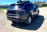 Used 2019 Jeep Compass Latitude w/ Cold Weather Group image 4