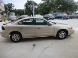 Used 2004 Pontiac Grand Am SE image 2