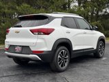 Used 2024 Chevrolet TrailBlazer LT w/ LT Cold Weather Package image 3