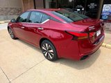 Used 2022 Nissan Altima 2.5 SV w/ SV Premium Package image 4