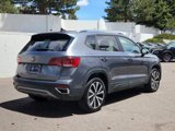 Certified 2022 Volkswagen Taos SE image 3
