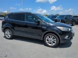 Used 2018 Ford Escape SE image 2