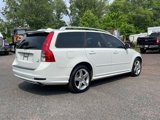 Used 2009 Volvo V50 T5 image 4