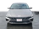 Used 2024 Hyundai Elantra SEL image 2