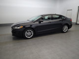 Used 2020 Ford Fusion SE image 2
