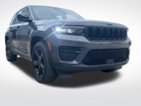Used 2024 Jeep Grand Cherokee Altitude image 5