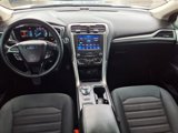 Used 2020 Ford Fusion SE image 4