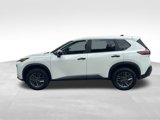 Used 2023 Nissan Rogue S image 2
