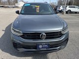 Certified 2022 Volkswagen Tiguan SE R-Line image 3