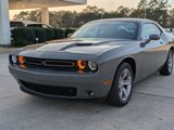 Used 2019 Dodge Challenger SXT image 2