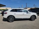 Used 2019 Lincoln Nautilus Reserve image 3
