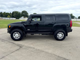Used 2009 HUMMER H3 image 2