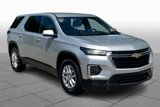 Used 2022 Chevrolet Traverse LS image 2