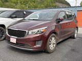 Used 2017 Kia Sedona LX w/ LX Essentials Premium Package image 3