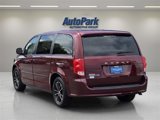 Used 2017 Dodge Grand Caravan SE image 5
