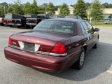 Used 2005 Ford Crown Victoria image 6
