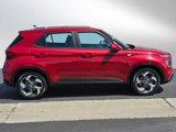 Used 2022 Hyundai Venue Limited image 6