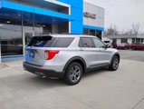 Used 2022 Ford Explorer XLT w/ Equipment Group 202A image 6